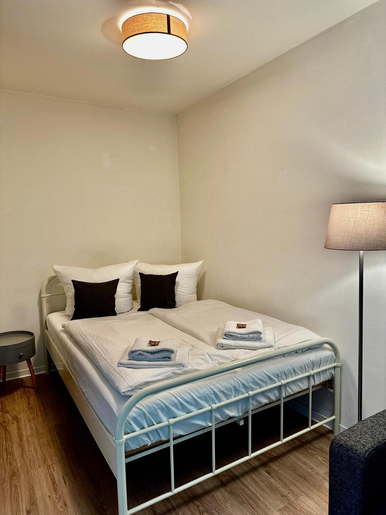 Apartment In Ruhiger Lage-Waschmaschine-Balkon Βόλφσμπουργκ Εξωτερικό φωτογραφία
