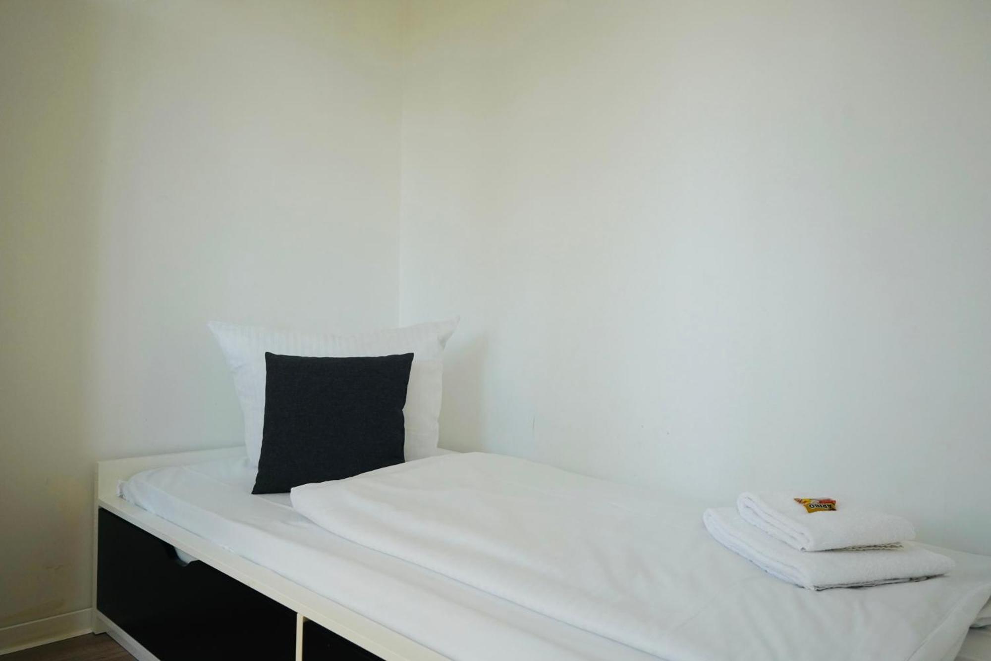 Apartment In Ruhiger Lage-Waschmaschine-Balkon Βόλφσμπουργκ Εξωτερικό φωτογραφία